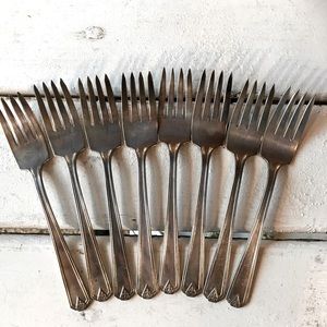 Set of 8 vintage silver plate salad or dessert forks